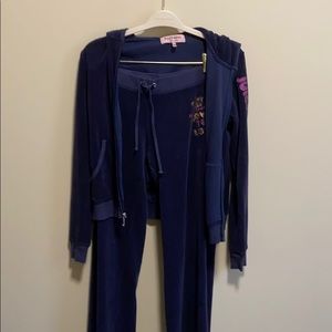Juicy Couture Outfit
